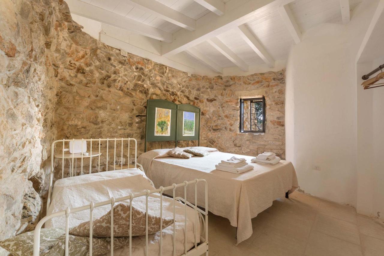 Вилла Trulli Le Scalelle Морчано-ди-Леука Номер фото